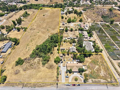MLS: IV26185726