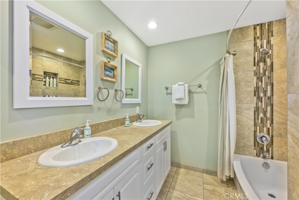 West Newport Beach (WSNB) - Residential Lease