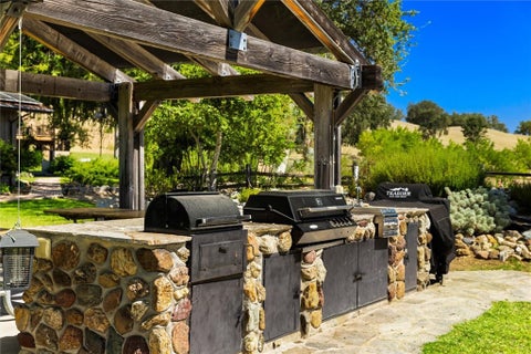 Tiny photo for 7172 Town Creek LN, Paso Robles, CA 93446 (MLS # NS26165996)