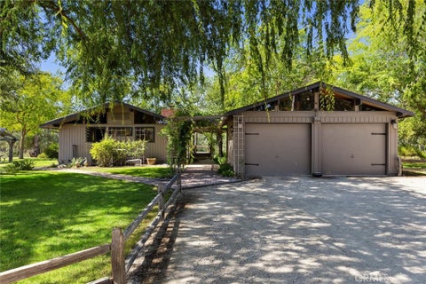Tiny photo for 7172 Town Creek LN, Paso Robles, CA 93446 (MLS # NS26165996)