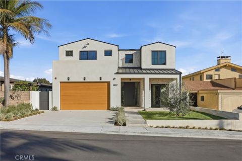 Photo of 1807 9th, Manhattan Beach, CA 90266 (MLS # SB26038043)