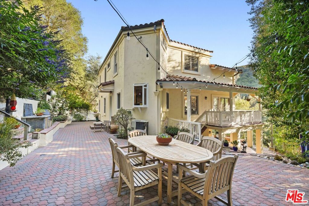 774 Old Topanga Canyon Road
