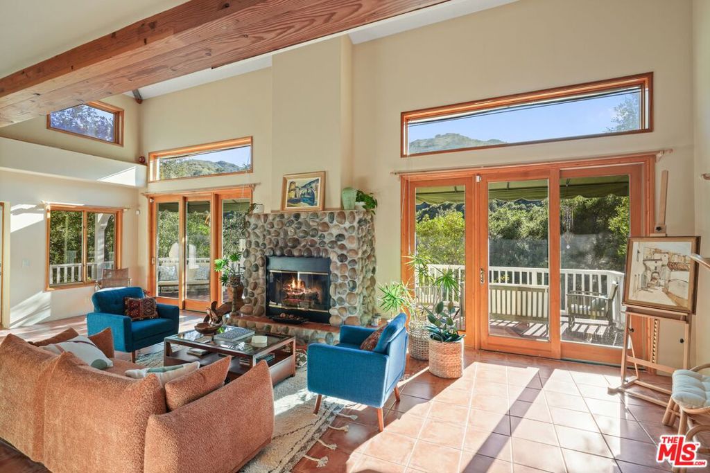 774 Old Topanga Canyon Road