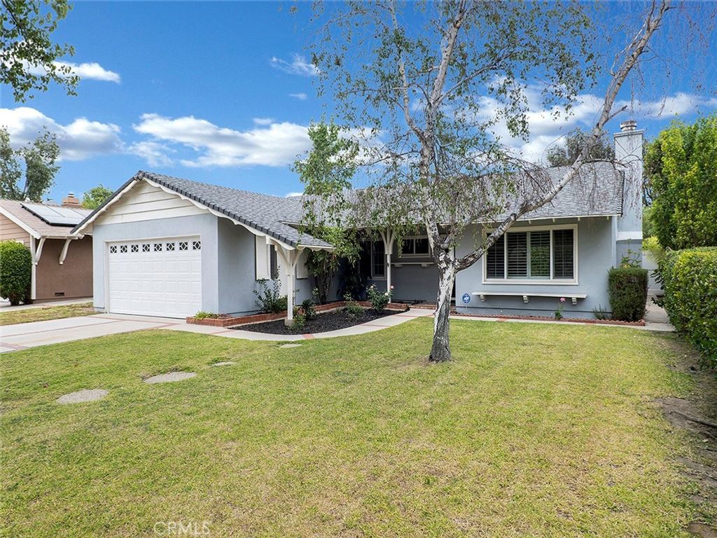 Photo of 7642 Sale Avenue, West Hills, CA 91304 (MLS # SR26107920)