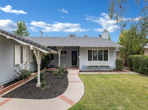 Tiny photo for 7642 Sale Avenue, West Hills, CA 91304 (MLS # SR26107920)