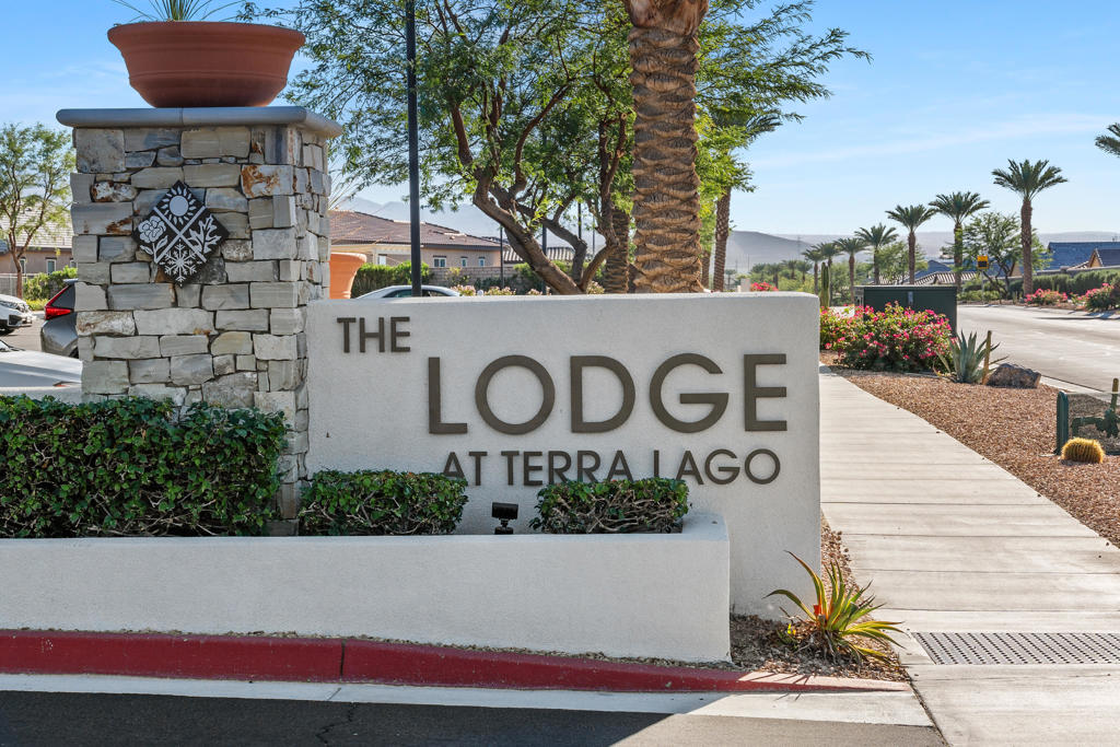 FourSeasonsTerraLago - Residential