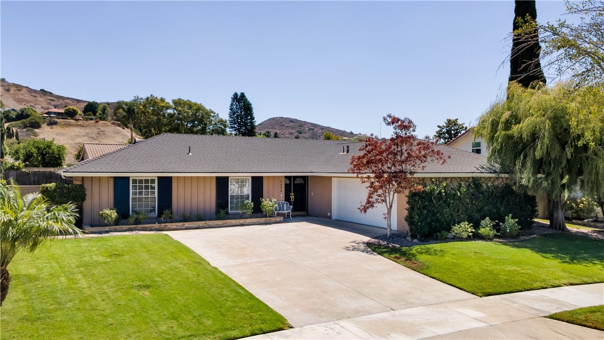 5646 E Valencia