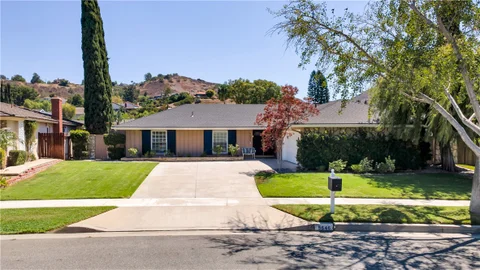 MLS: OC26195622
