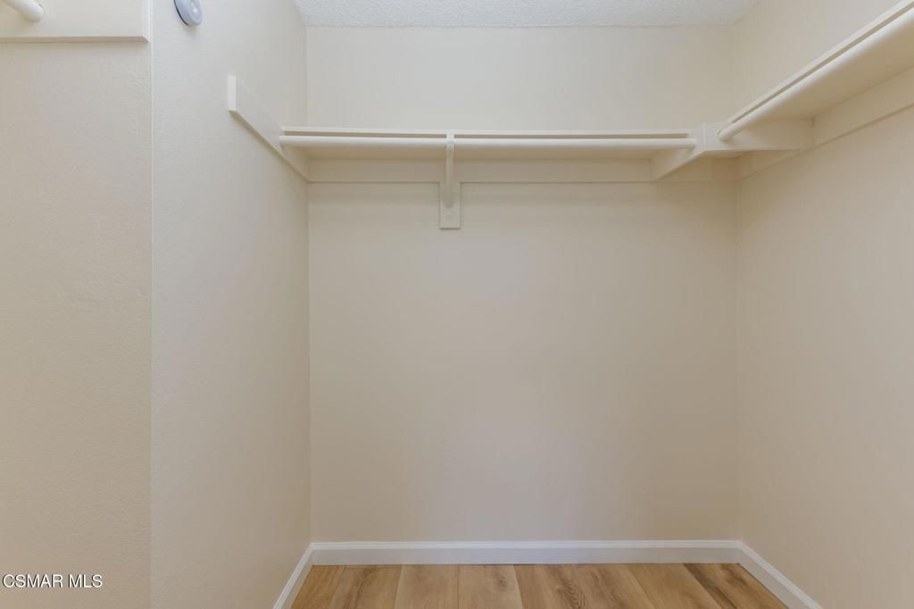 listing image 130727935234723042881