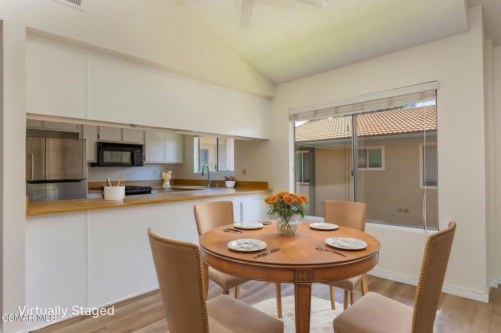listing image 130728335871731271835