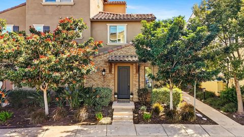 16094 Veridian Cir San Diego CA 92127