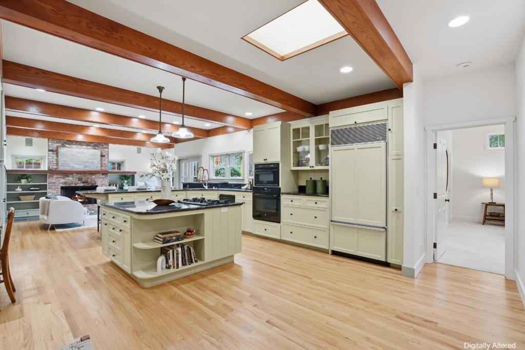2136 Clayton Drive