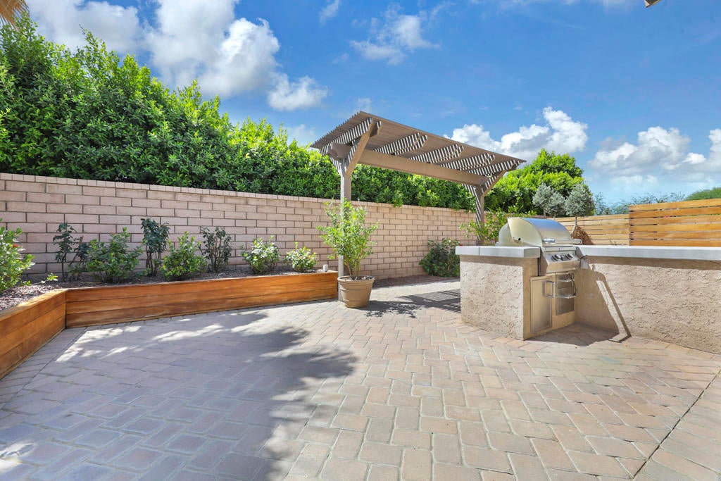 82639 Castleton Drive