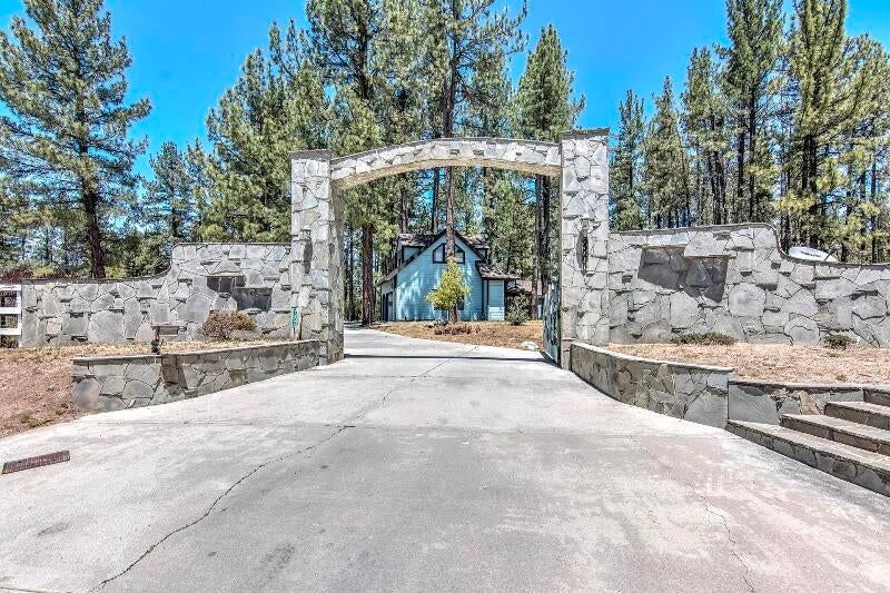 35290 Butterfly Peak Road
