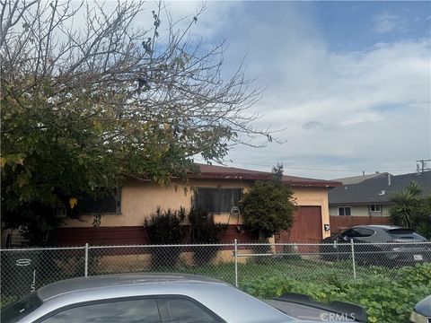Photo of 1155 W 104th St, Los Angeles, CA 90044 (MLS # IN26016194)