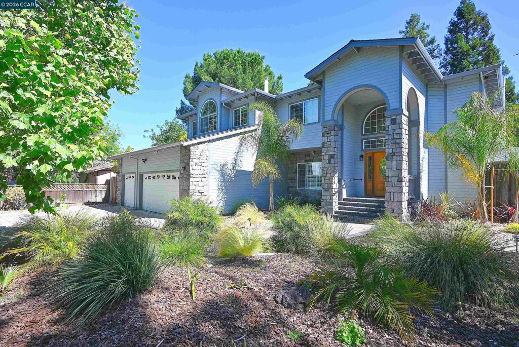 35 Harmony Ln