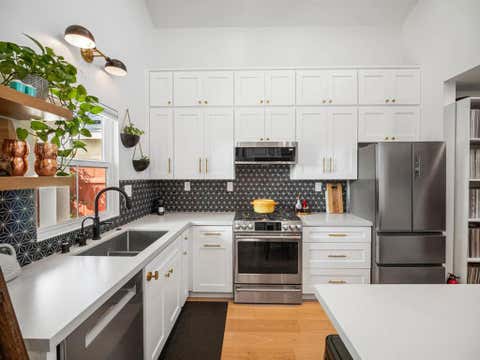 Tiny photo for 1323 Lehigh Street, San Diego, CA 92110 (MLS # NDP2605167)