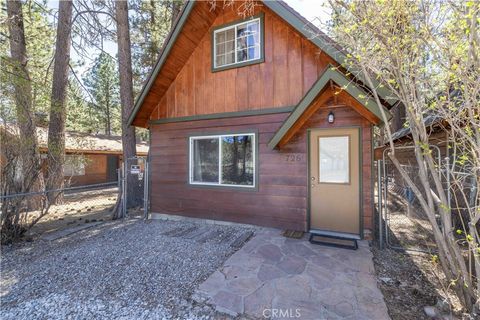 Photo of 726 Maltby Boulevard, Big Bear City, CA 92314 (MLS # IG24210103)