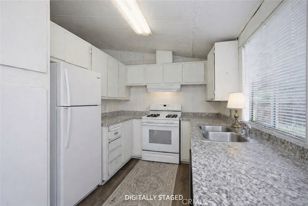 3795 Spring Valley Road