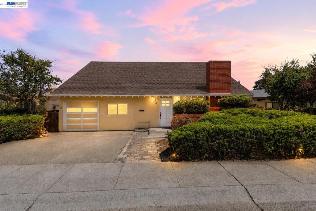 406 Hawthorne Ave AVE