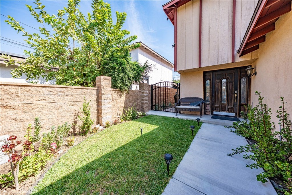 13407 Caffel Way
