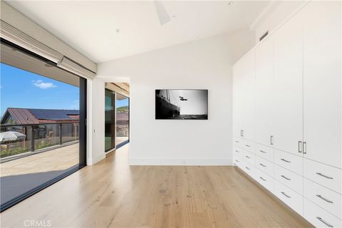 Tiny photo for 420 EMERALD BAY, Laguna Beach, CA 92651 (MLS # LG26012914)