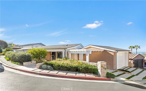 Tiny photo for 420 EMERALD BAY, Laguna Beach, CA 92651 (MLS # LG26012914)