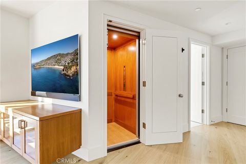 Tiny photo for 420 EMERALD BAY, Laguna Beach, CA 92651 (MLS # LG26012914)