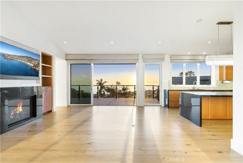 Tiny photo for 420 EMERALD BAY, Laguna Beach, CA 92651 (MLS # LG26012914)