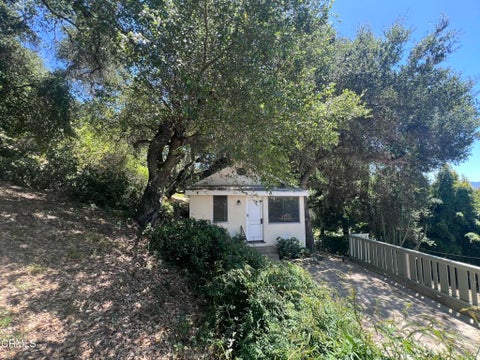 Photo of 1738 Orchard Drive, Ojai, CA 93023 (MLS # V1-36508)
