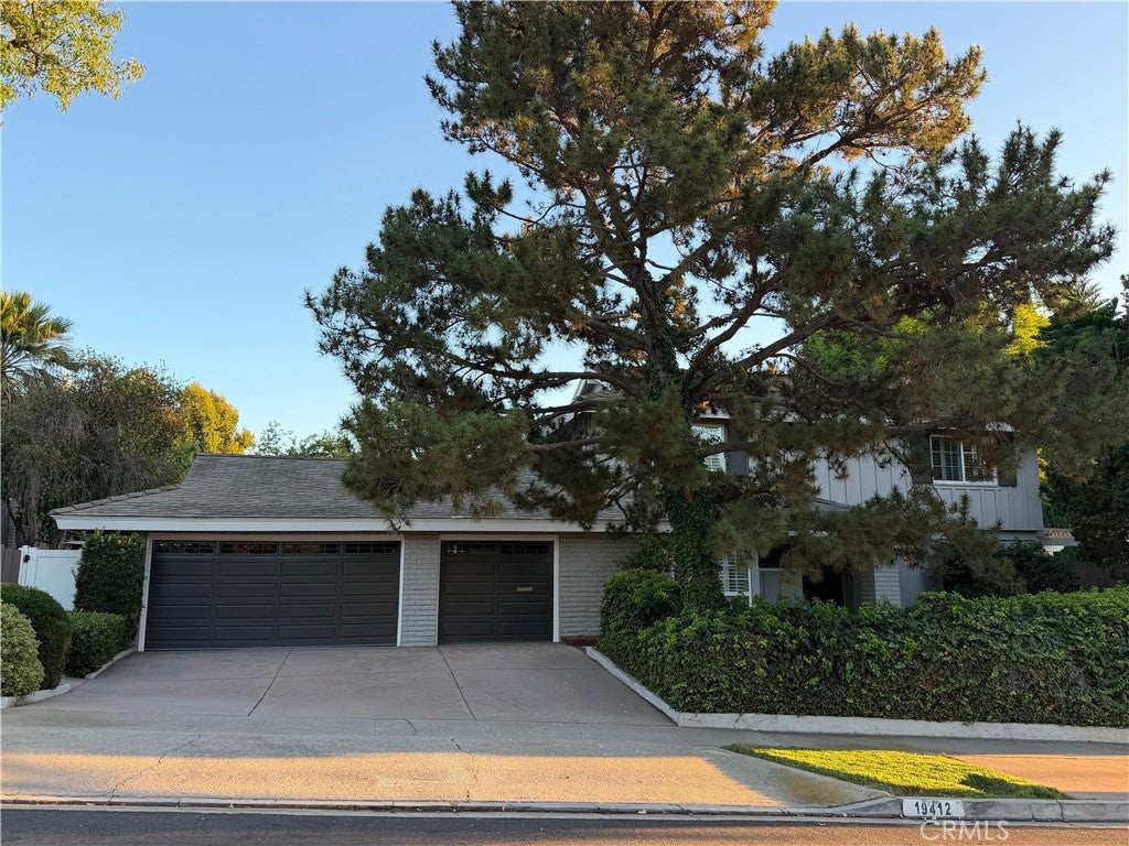 19412 Shadow Hill
