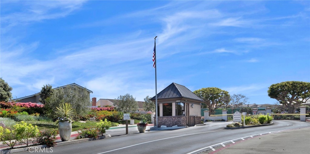 Gardens (Ocean side of PCH) (NSO) - Residential