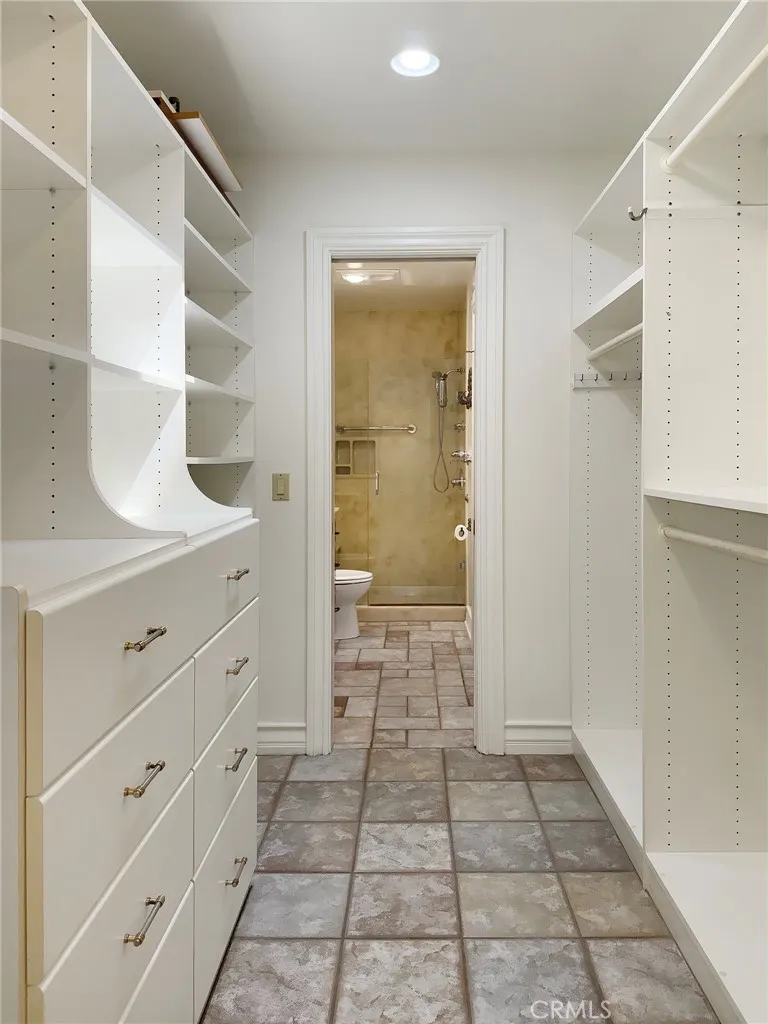 Dana Point, California 92629, United States, 3 Bedrooms Bedrooms, ,2 BathroomsBathrooms,Residential,Active,210249