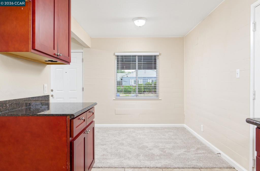 5206 Priscilla Ln