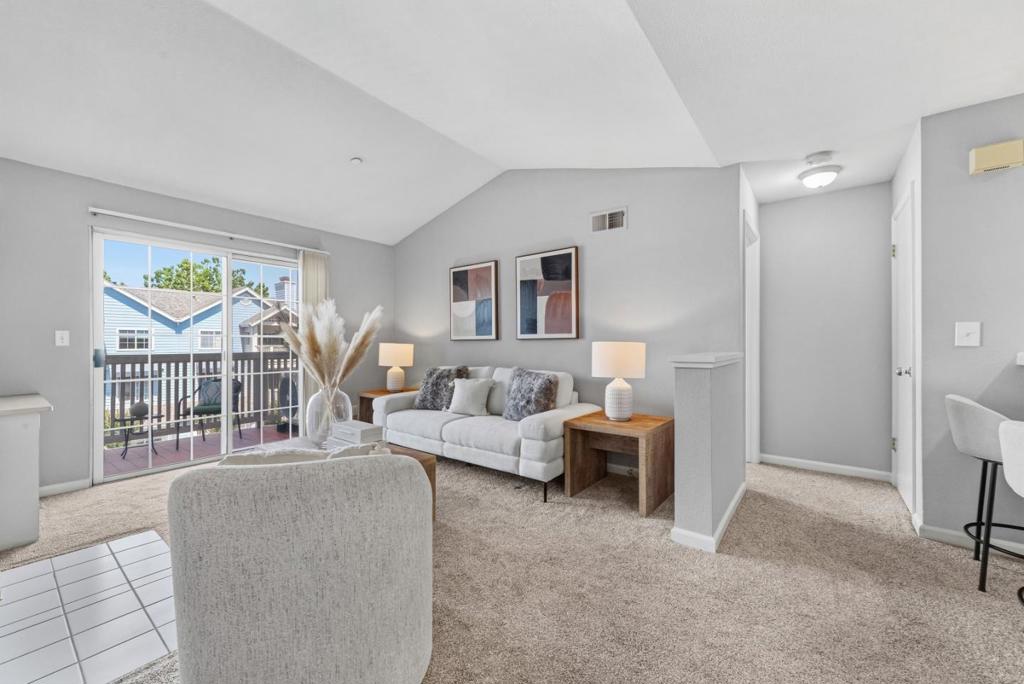 609 Arcadia Terrace 303
