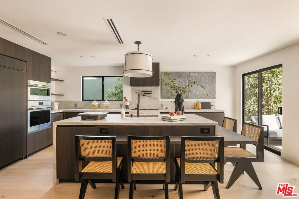 listing image 130729071865687207899