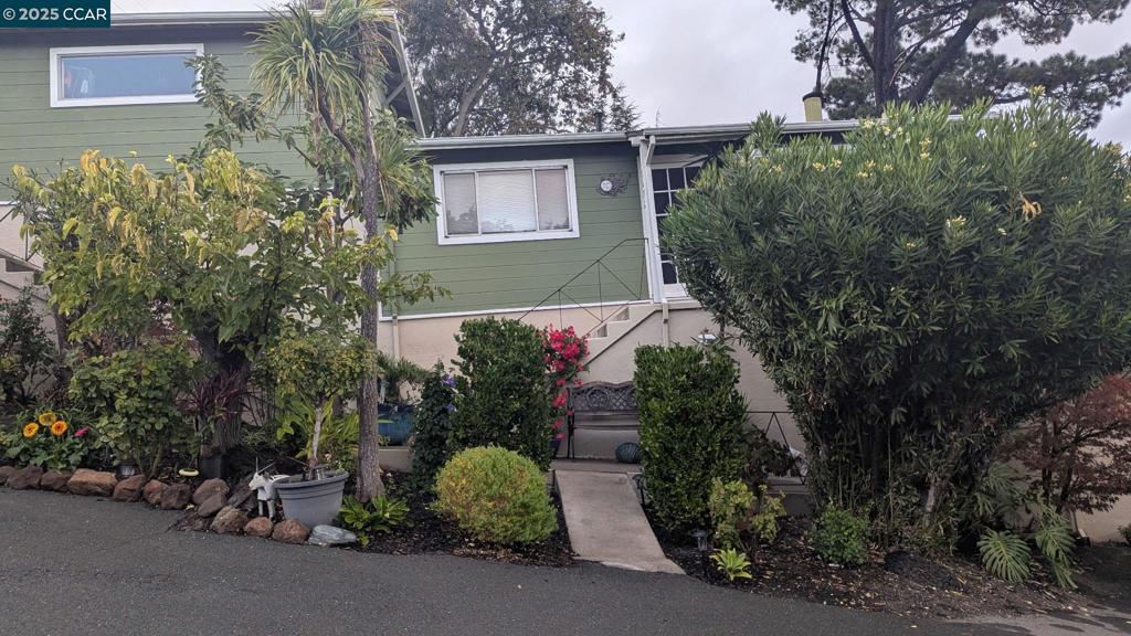 DELHA TERR - Residential Lease