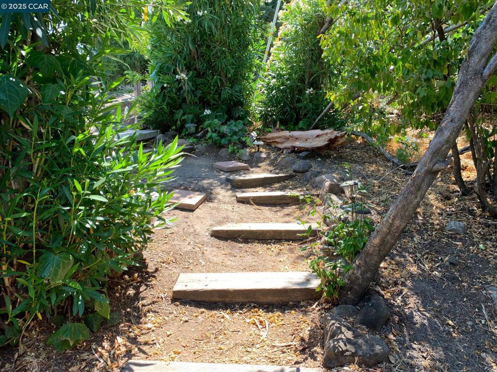 DELHA TERR - Residential Lease