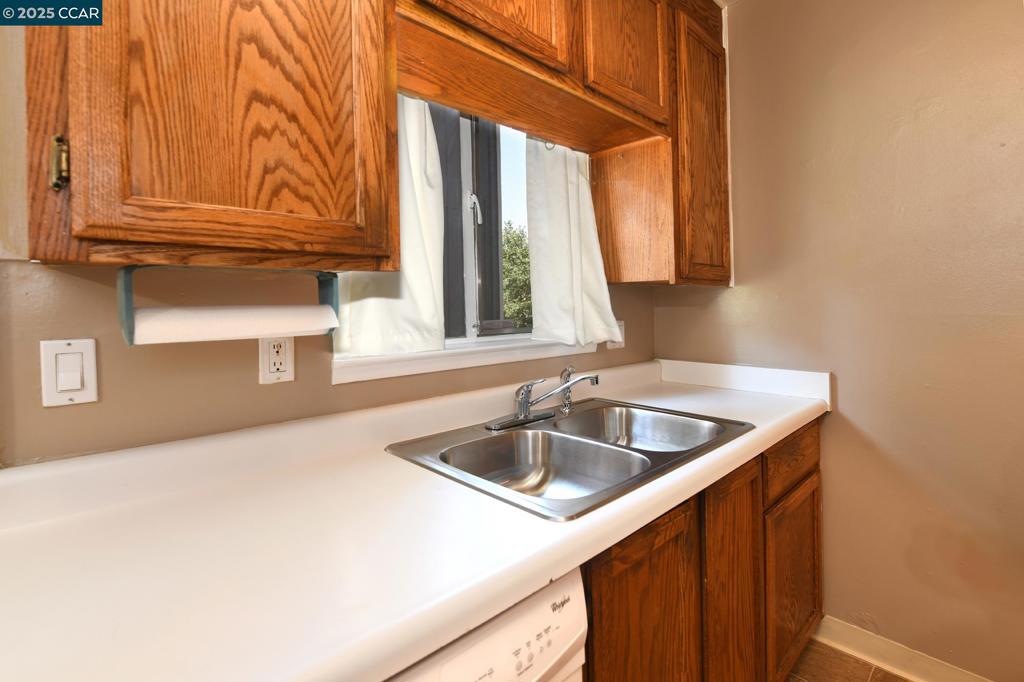 DELHA TERR - Residential Lease