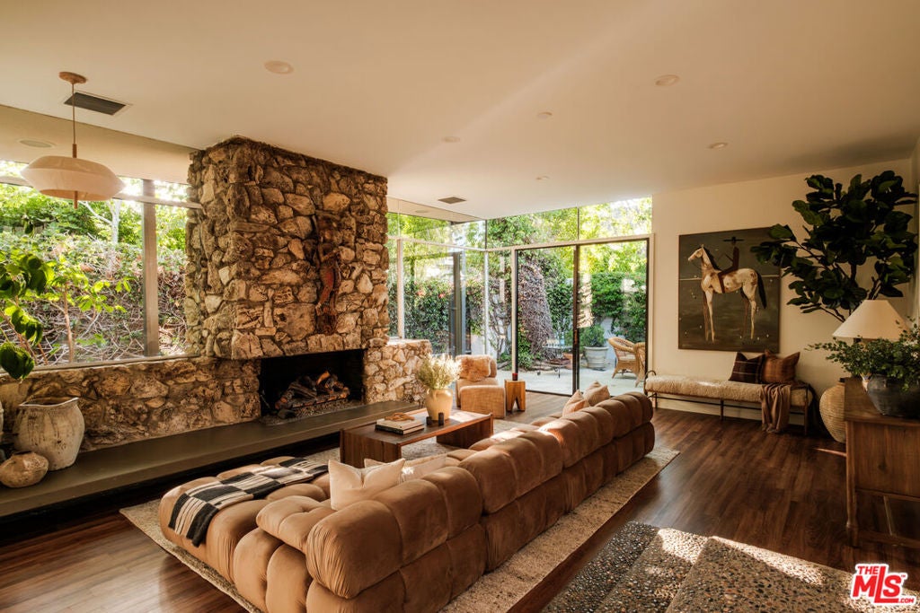 1151 Angelo Drive