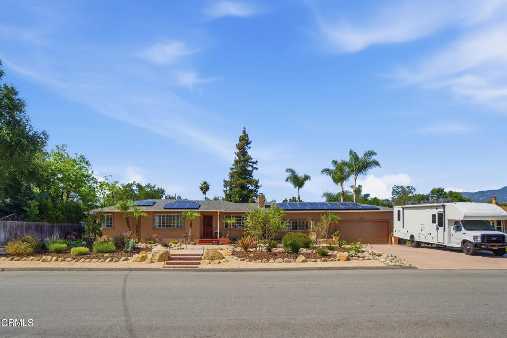Properties 3 25 Feliz Drive