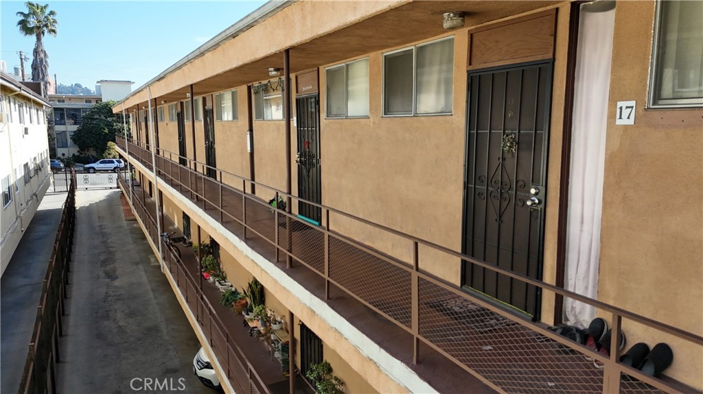 1233 N New Hampshire Avenue