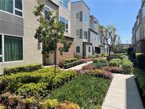 8008 Privet Lane Downey CA 90241