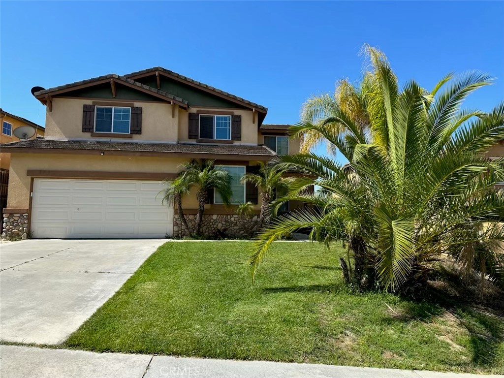 Beautiful 2-story, 4-bedroom + office/loft, and 2.5 bath house located on a quiet Cul-De-Sac in a well-maintained neighborhood. The property is located in a golf course community. It has a 2-car garage. Features an expansive open concept kitchen and living area for both everyday comfort and entertaining. It is located in one of the most sought-after neighborhoods in Murrieta.