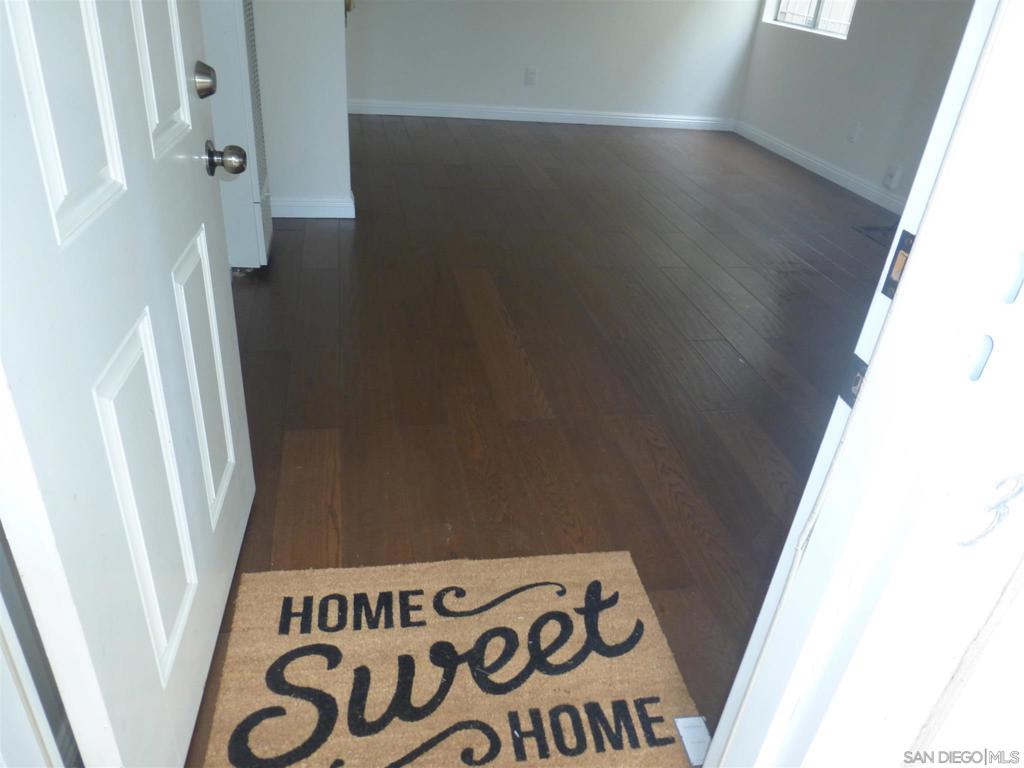 Just come and see for yourself. You don't need anything to enjoy living in this property. Remodeled from head to tow. Come to this beautiful two-bedroom, two-bath townhome! Not only does this home come with in-unit full-size washer/dryer hookup, also recessed lighting in kitchen, fireplace in Livingroom, hardwood floors allover. brand new black appliances, new kitchen cabinets, Quartz (stone) countertops, new carpet in the bedrooms, new painting. Small patio for your flowers and plants. This centrally-located property puts you at the center of San Diego- including all major freeways and only a 10-minute drive to the downtown, Balboa park and beach. All staging items will stay after closing. Low HOA fees. Please submit your offer before Aug.3rd. Complex Features: , Sewer: Sewer Connected Topography: LL