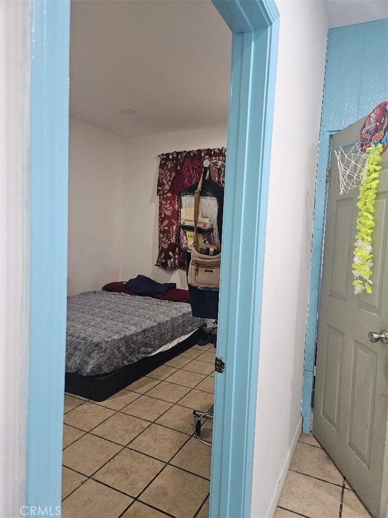 803 E 107th