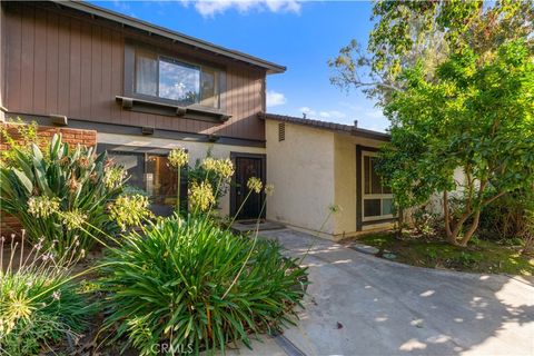 Photo of 8828 Amigos Pl, Riverside, CA 92504 (MLS # CV25228893) Photo of 8828 Amigos Pl, Riverside, CA 92504 (MLS # CV25228893)