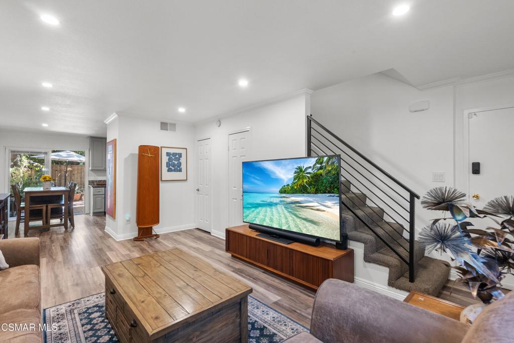 30535 Canwood Street R58