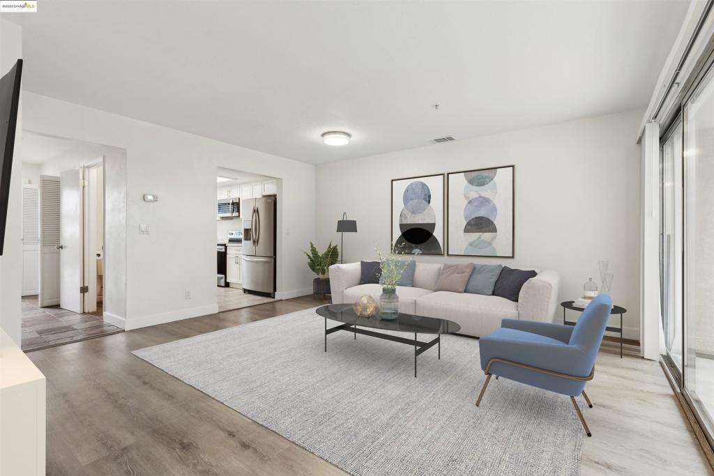 GRANDE VILLAGE - Residential