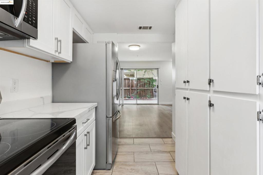 GRANDE VILLAGE - Residential